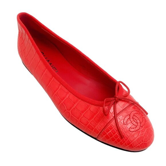 Chanel Coral Crocodile Leather Ballet Flats - Picture 1 of 6